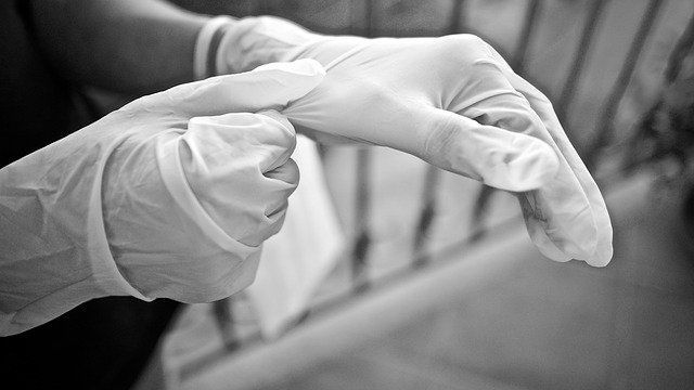 В Татарстане отменяется обязательное ношение перчаток