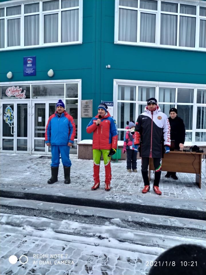 На лыжной базе спортшколы «Олимп» прошло соревнование по лыжным гонкам