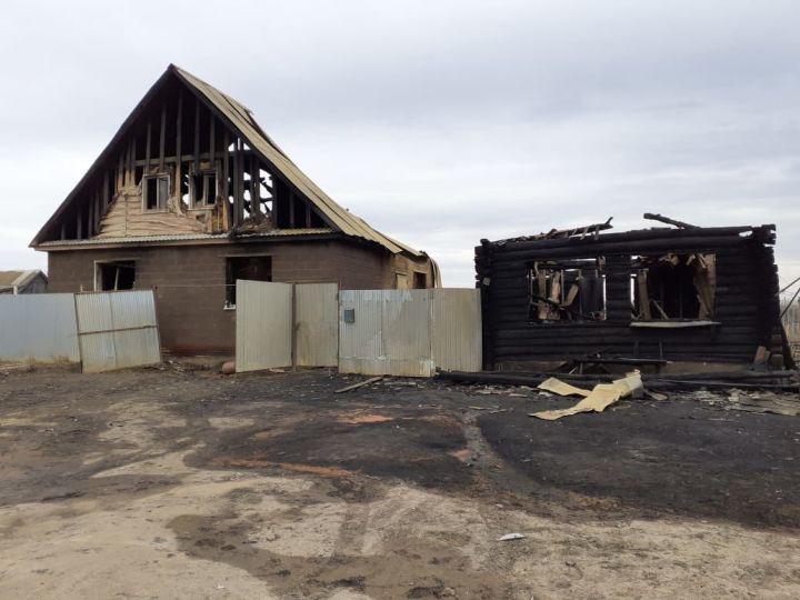 Многодетная семья из Три Озера  в результате пожара осталась без крова