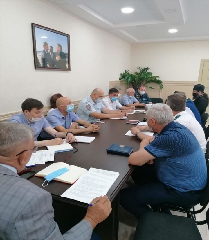 Фаргат Мухаметов провёл очередное заседание антитеррористической комиссии