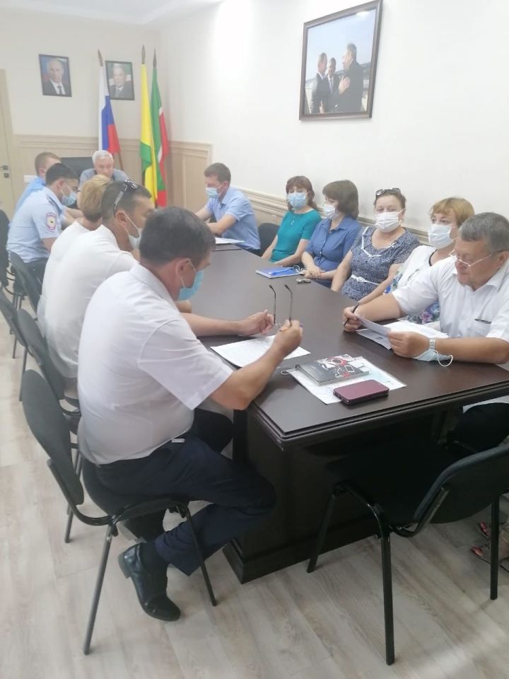Состоялось очередное заседание антикоррупционной комиссии Спасского района