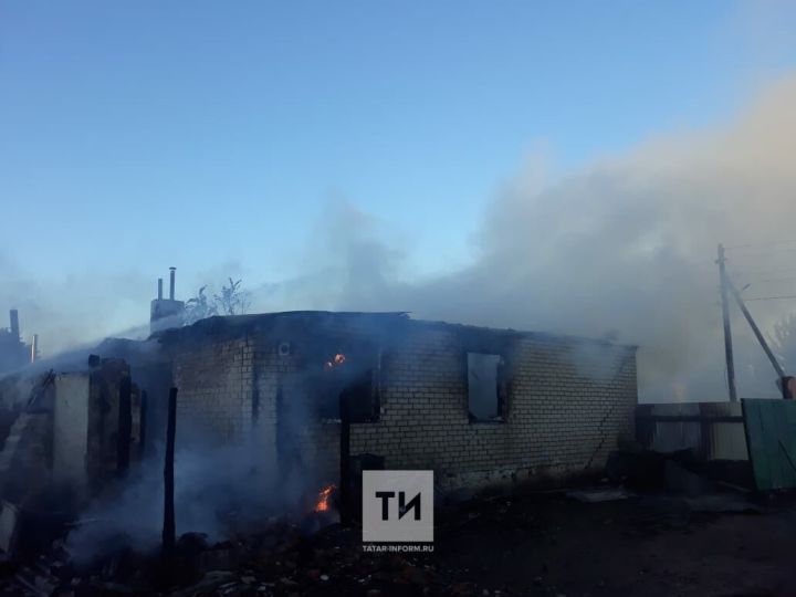 55-летняя женщина погибла в огне пожара, произошедшего в Ямбухтино