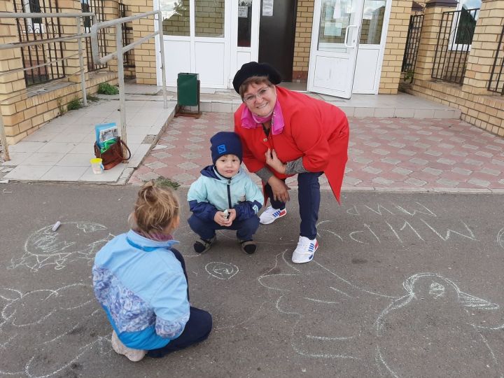 Иж-Борискинская библиотека работает с детьми в рамках акции «Осенняя неделя добра»