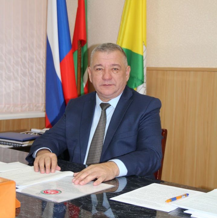 Поздравление главы Спасского района с Днём учителя