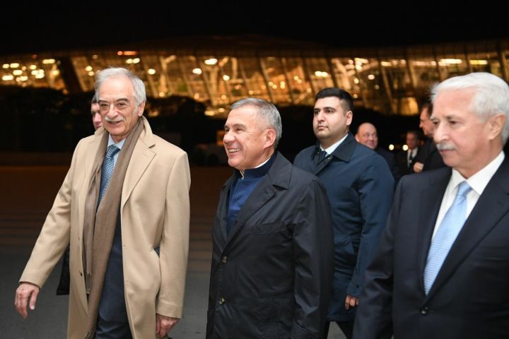 Рустам Минниханов находится с рабочим визитом в Азербайджане