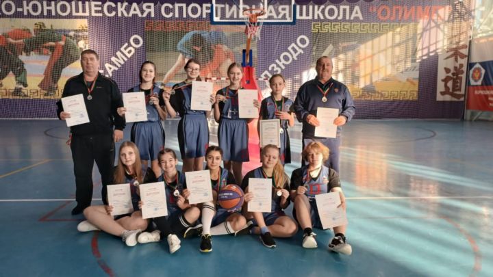 Команда Спасского района заняла второе место в Первенстве РТ по баскетболу