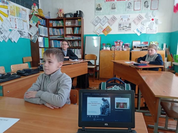В школах Спасского района РТ почтили память без вести пропавших бойцов