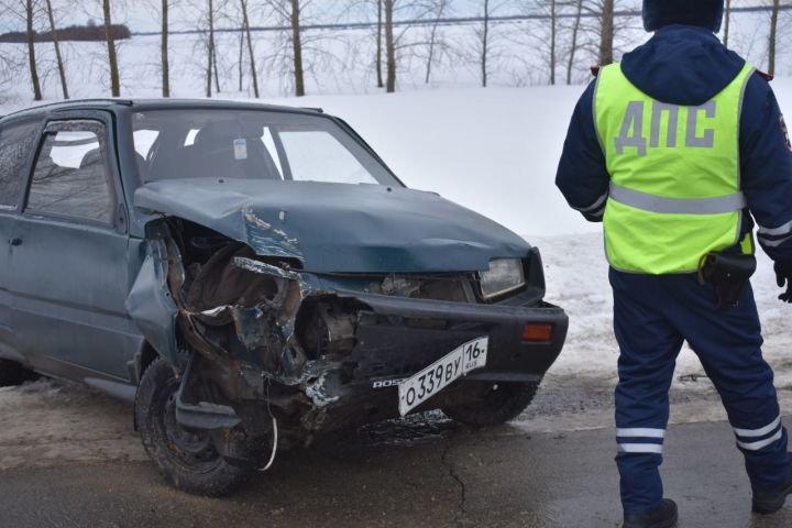 На дороге Спасского района произошла авария