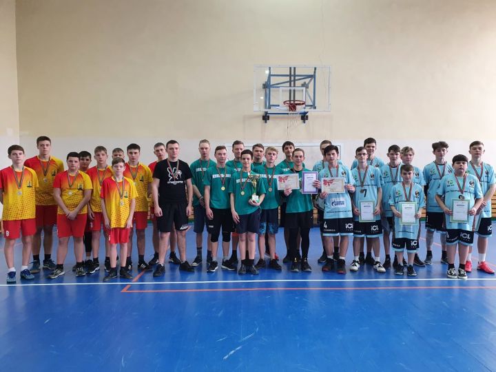 В Болгаре прошёл муниципальный этап турнира «Школьная волейбольная лига»