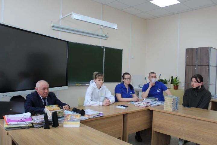 Молодёжный парламент Спасского района посетил местный техникум