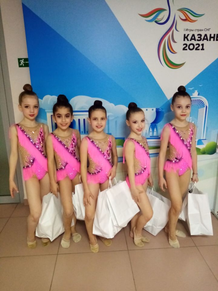 Болгарские гимнастки приняли участие в Межрегиональном турнире «Kazan Stars Open»