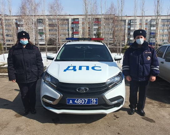 В Татарстане полицейские помогли семье с годовалым ребёнком