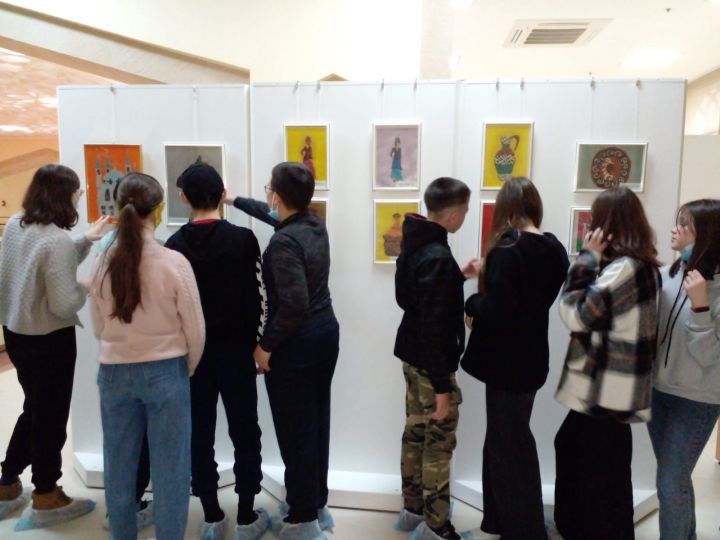 В Болгарском музее-заповеднике открылась новая выставка «Волжская Булгария глазами детей»