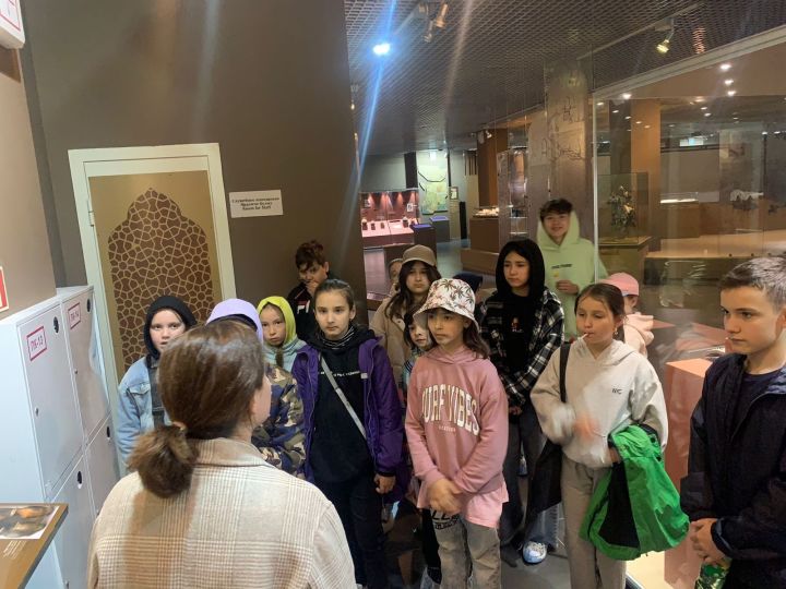 Казанские школьники посетили Болгарский музей-заповедник