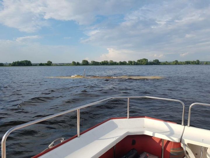 На Волге в Татарстане произошло крушение прогулочного теплохода