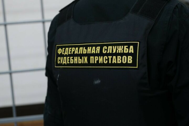За ущерб, причинённый преступлением, в Казани судебные приставы арестовали Газель