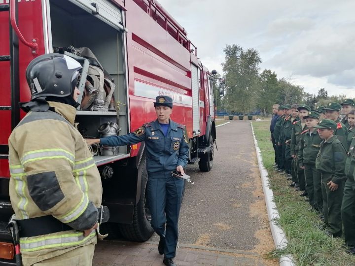 В Болгарской кадетской школе-интернате им. П.А.Карпова прошла учебная пожарная тренировка