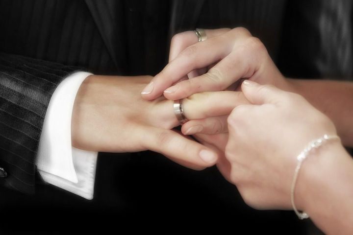 В Спасском районе в 2022 году зарегистрировано больше браков, чем в 2021