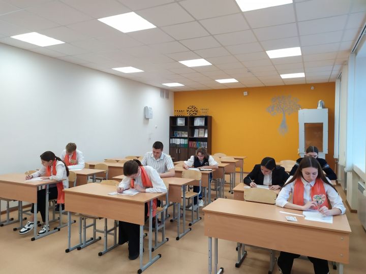 В Болгарской первой школе прошла психолого-педагогическая олимпиада