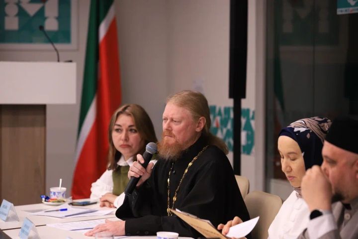 В Минмолодёжи РТ обсудили актуальные проблемы молодых семей