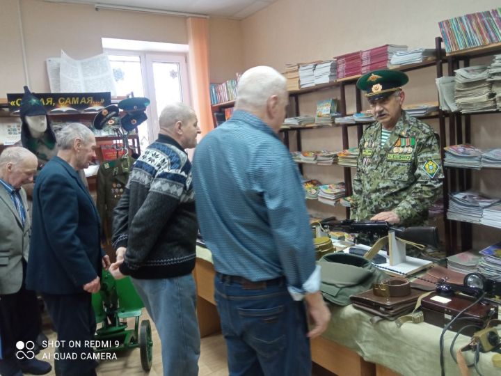 В Болгарской Детской библиотеке открылся мобильный передвижной музей «На защите границ»