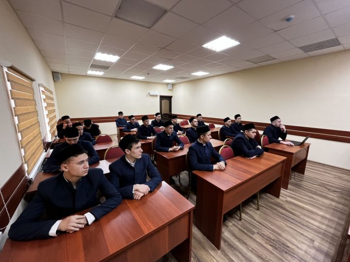 Болгарскую исламскую академию посетили студенты Казанских вузов