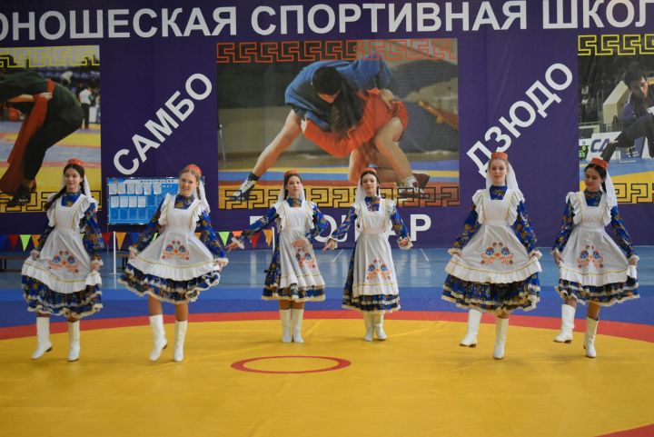 В Болгаре проходит первенство Республики Татарстан по борьбе на поясах