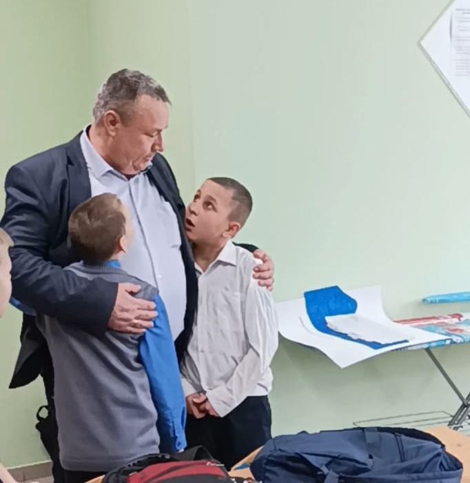 Директор Болгарской школы для детей с ОВЗ  осуществляет эффективное руководство