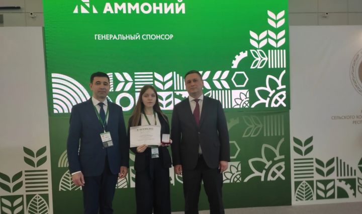 Ученица Бураковской школы приняла участие во Всероссийском конкурсе АгроНТИ-2022