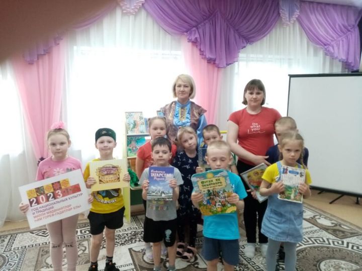 В детском саду «Антошка» провели познавательный час «Традиции моего народа»