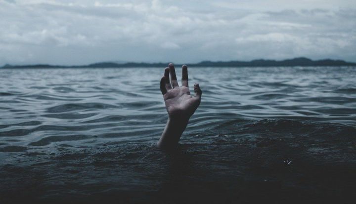 Водолазы ищут 63-летнюю женщину в Тукаевском районе