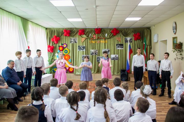 В Болгарской коррекционной школе-интернате провели мероприятие в честь Дня Победы