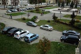 Впервые за 6 лет на 25 улицах Казани будет увеличен тариф на парковку