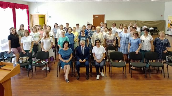 В Районном доме культуры прошло заседание секции педагогов дошкольных образовательных учреждений