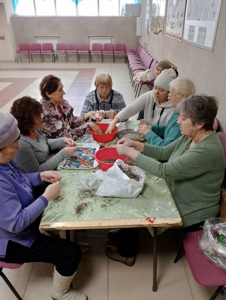 Жители Спасского района продолжают оказывать помощь бойцам СВО