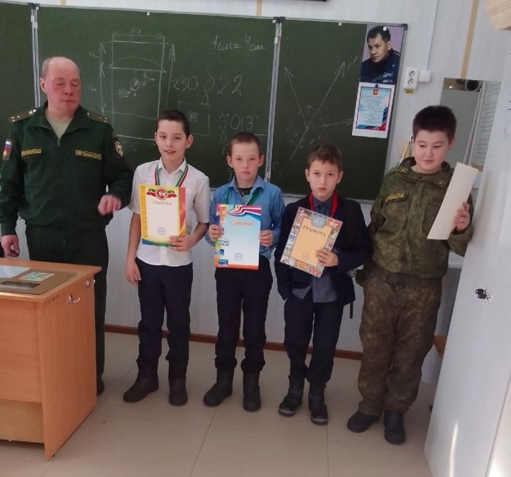 В Болгарской Кадетской школе-интернате прошёл шахматно - шашечный турнир