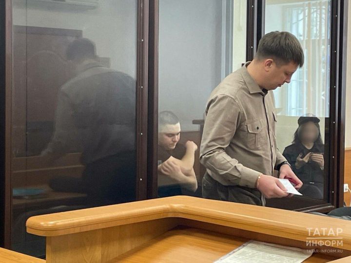 В Татарстане сотрудник колонии собирал наркотики для заключённого