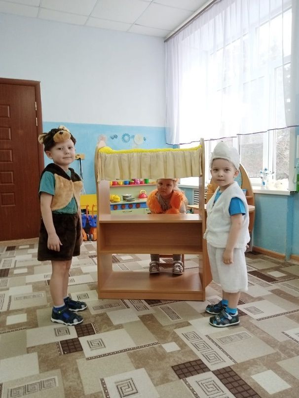 Дети Спасского района отмечают Всемирный День театра