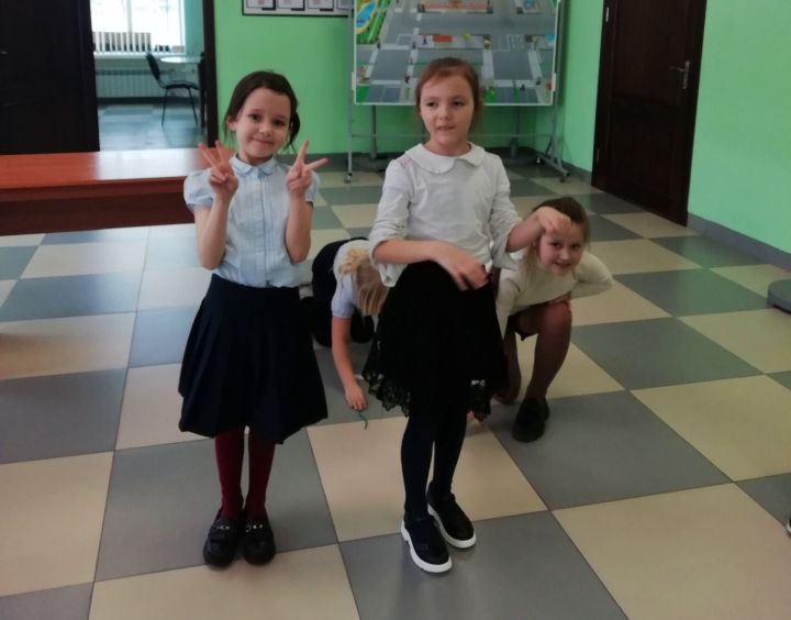 В Доме детского творчества прошло внеурочное мероприятие «Классные девочки»