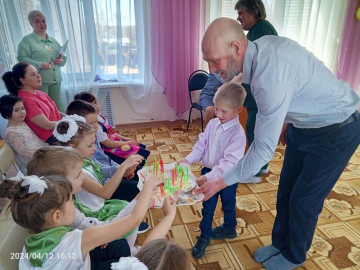 В Болгаре прошла районная научно-практическая конференция для дошкольников «Открытый мир. Старт в науку»