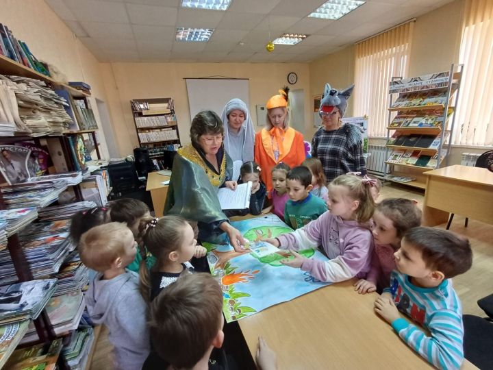 Болгарская детская библиотека открыла свои двери для дошкольников из детского сада «Колосок»