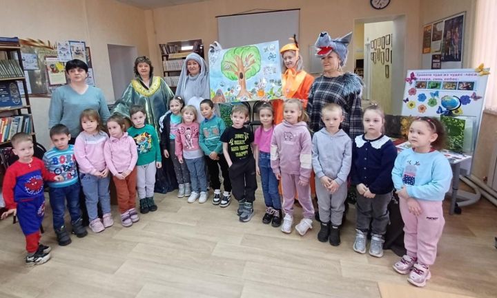 Болгарская детская библиотека открыла свои двери для дошкольников из детского сада «Колосок»
