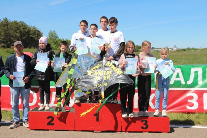 В Болгаре прошёл фестиваль воздушных змеев