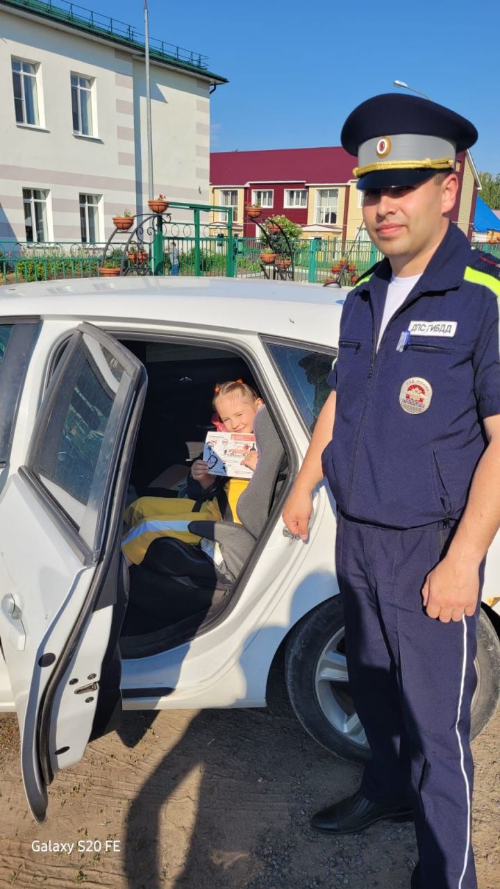 В Болгаре прошла акция «Ребёнок – главный пассажир»