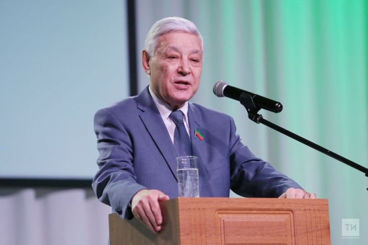 Фарид Мухаметшин: «Расходы на образование — это инвестиции в будущее с высокой отдачей»