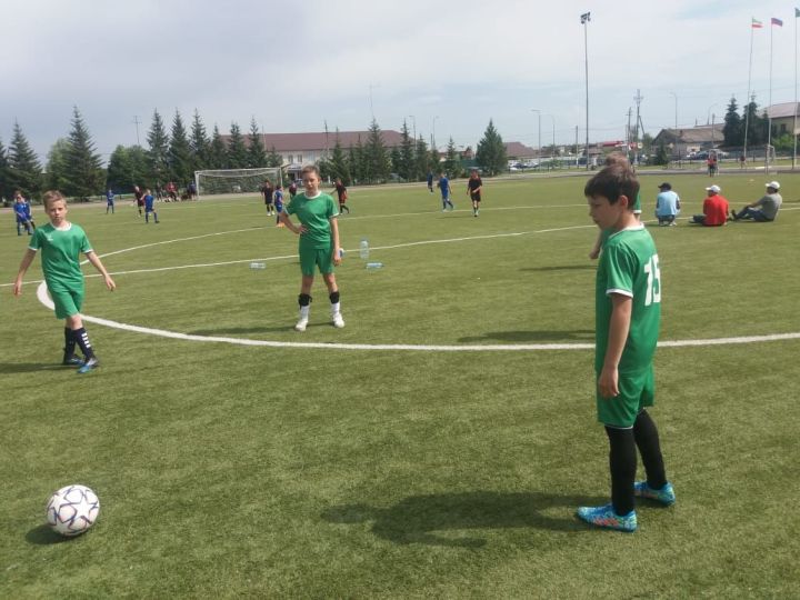 Команда «Волна» приняла участие в Первенстве РТ по футболу