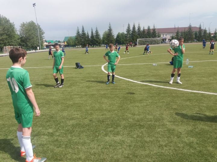 Команда «Волна» приняла участие в Первенстве РТ по футболу