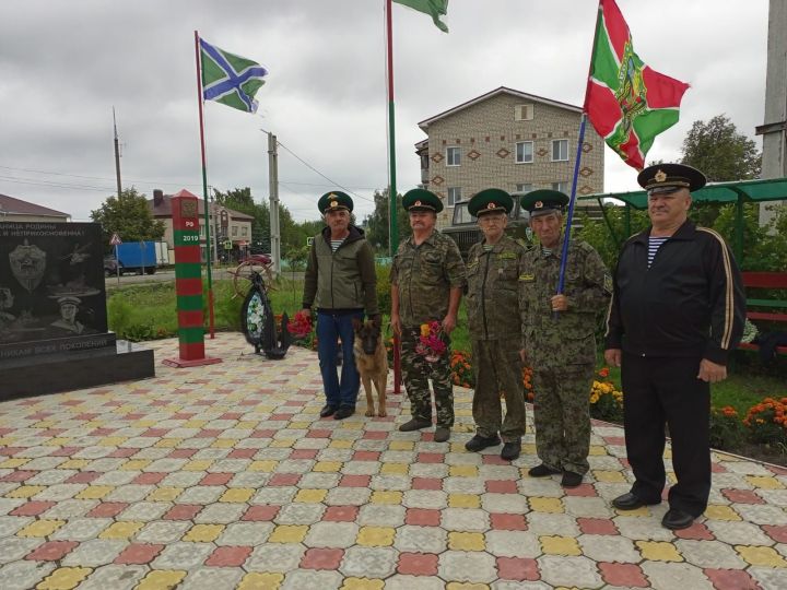 В Болгаре почтили память героев, защищавших границу СССР