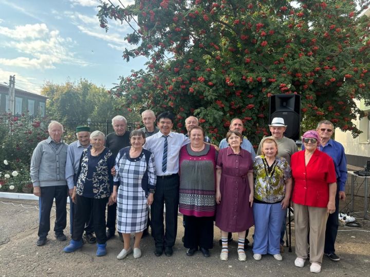 В Спасском ДИПИ прошел благотворительный концерт Фаниса Галиуллина