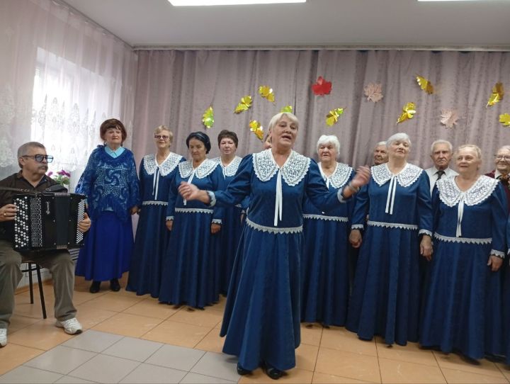 В декаду пожилых в Спасском ДИПИ прошли два концерта
